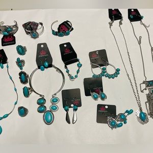 Paparazzi jewelry lot 17 pieces